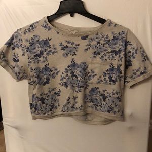 H&M floral shirt sleeve crop top